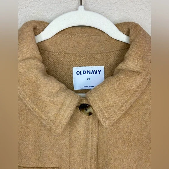 Old navy Soft brushed utility shacket camel - Picture 2 of 3
